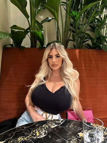 🔥 Valentina di rocco  page leaked private photo uncensored full