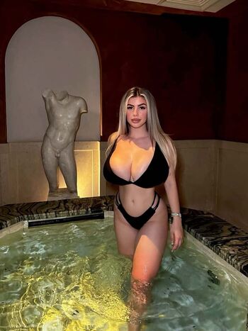 🔥 Valentina di rocco  page leaked private photo uncensored full