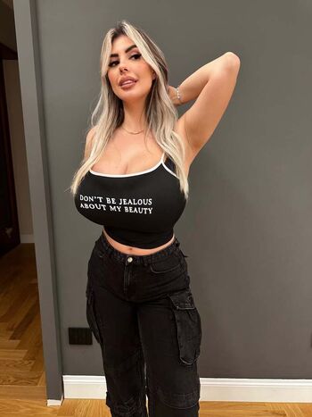🔥 Valentina di rocco  page leaked private photo uncensored full