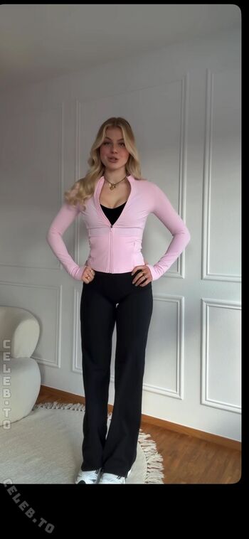 🔥 Vallixpauline page leaked private photo uncensored full