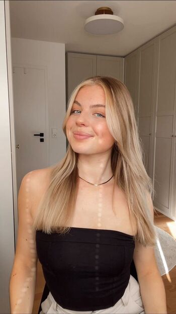 🔥 Vallixpauline page leaked private photo uncensored full