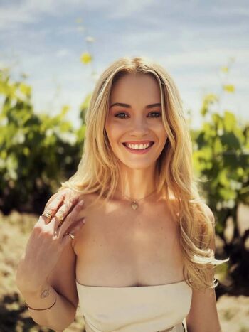 🔥 Virginia gardner  page leaked private photo uncensored full