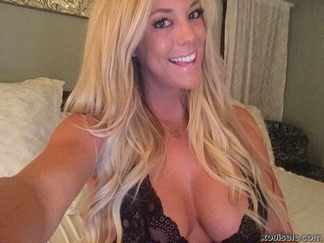 🔥 Xogisele leaked private photo uncensored full