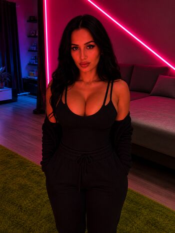 🔥 Xristinaorfanidou leaked private photo uncensored full