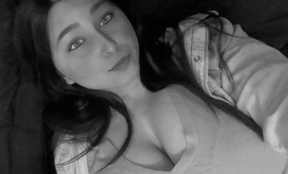 🔥 Yagirlsarina leaked private photo uncensored full