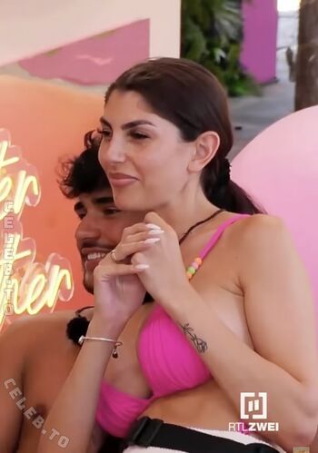 🔥 Yeliz koc  page leaked private photo uncensored full