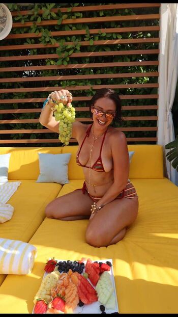🔥 Yesjulz leaked private photo uncensored full