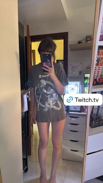 🔥 Yquen page leaked private photo uncensored full
