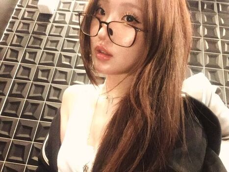 🔥 Yurasweb  page leaked private photo uncensored full