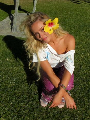 🔥 Zara larsson  page leaked private photo uncensored full