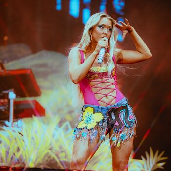 🔥 Zara larsson  page leaked private photo uncensored full