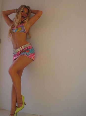 🔥 Zara larsson leaked private photo uncensored full