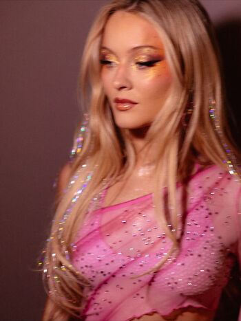 🔥 Zara larsson  page leaked private photo uncensored full