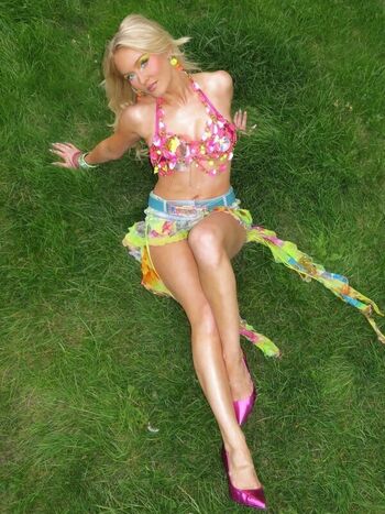 🔥 Zara larsson  page leaked private photo uncensored full
