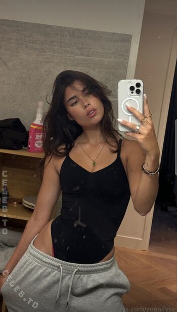 🔥 Zoe allyse leaked private photo uncensored full