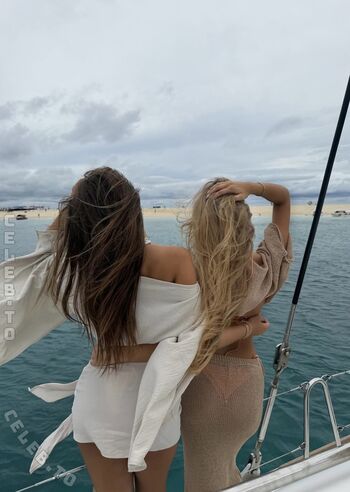 🔥 Zoe kaeppele  page leaked private photo uncensored full