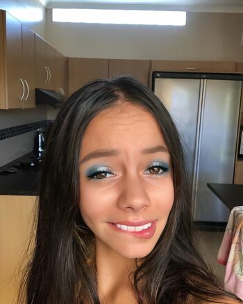 🔥 Zoe manoek page leaked private photo uncensored full
