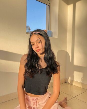 🔥 Zoe manoek page leaked private photo uncensored full