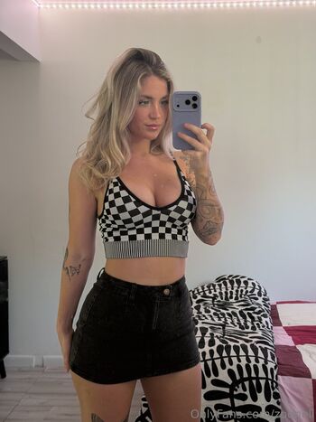 🔥 Zoeneli  page leaked private photo uncensored full