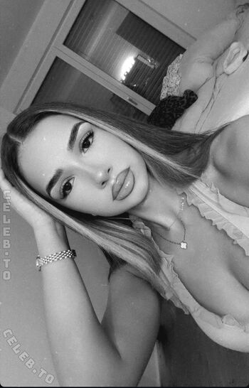 🔥 Zoesalg page leaked private photo uncensored full
