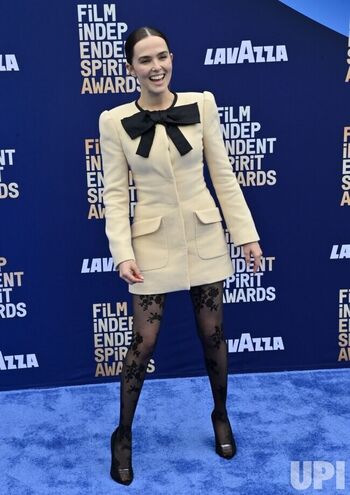 🔥 Zoey deutch page leaked private photo uncensored full