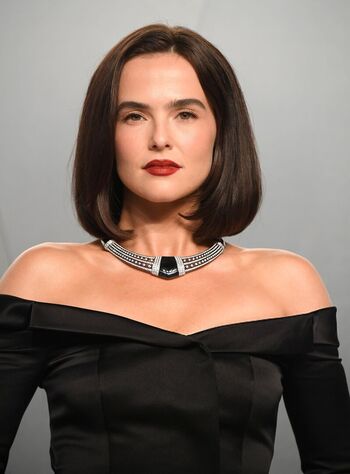 🔥 Zoey deutch page leaked private photo uncensored full